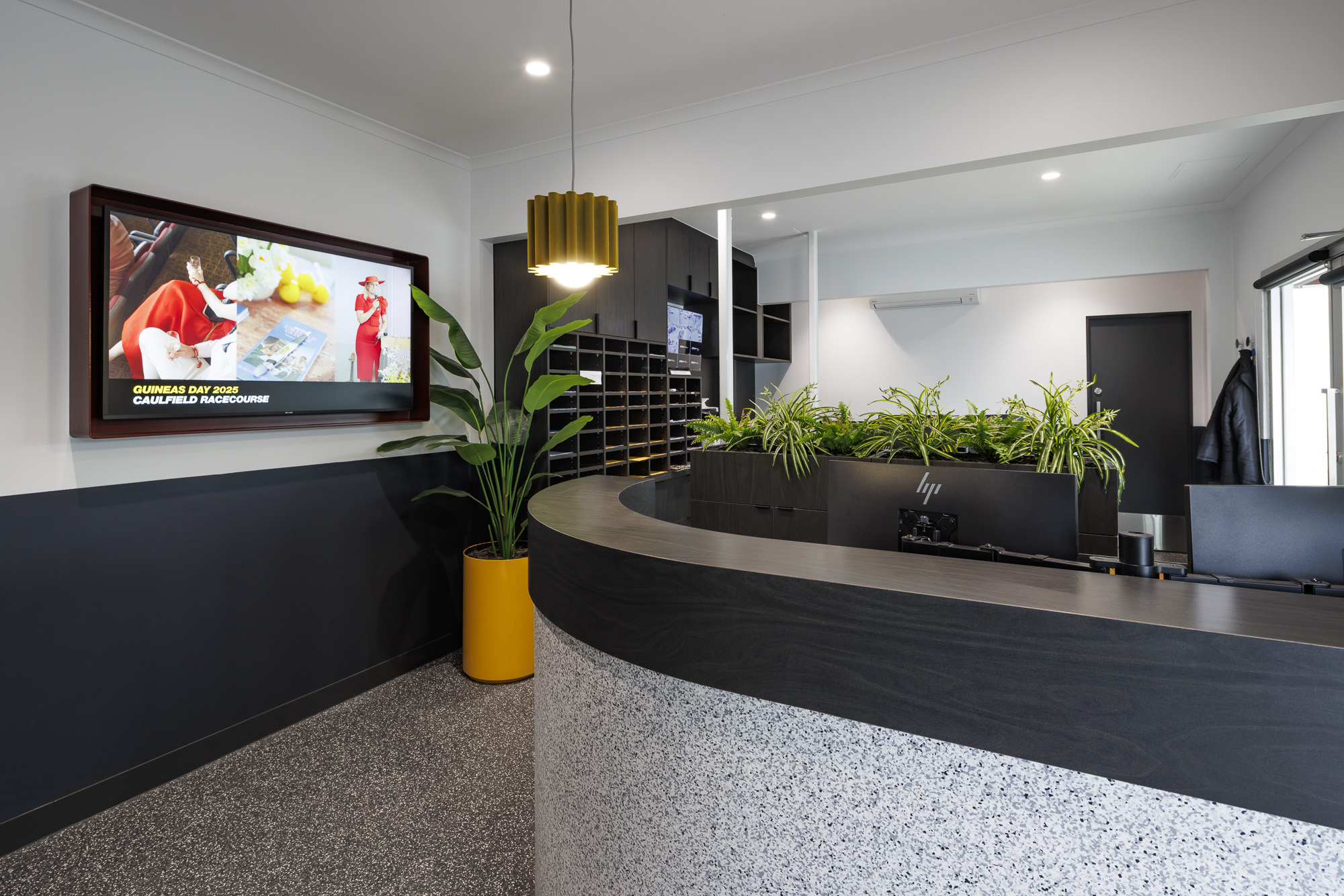 Sheen Panel Service - Eltham Photos